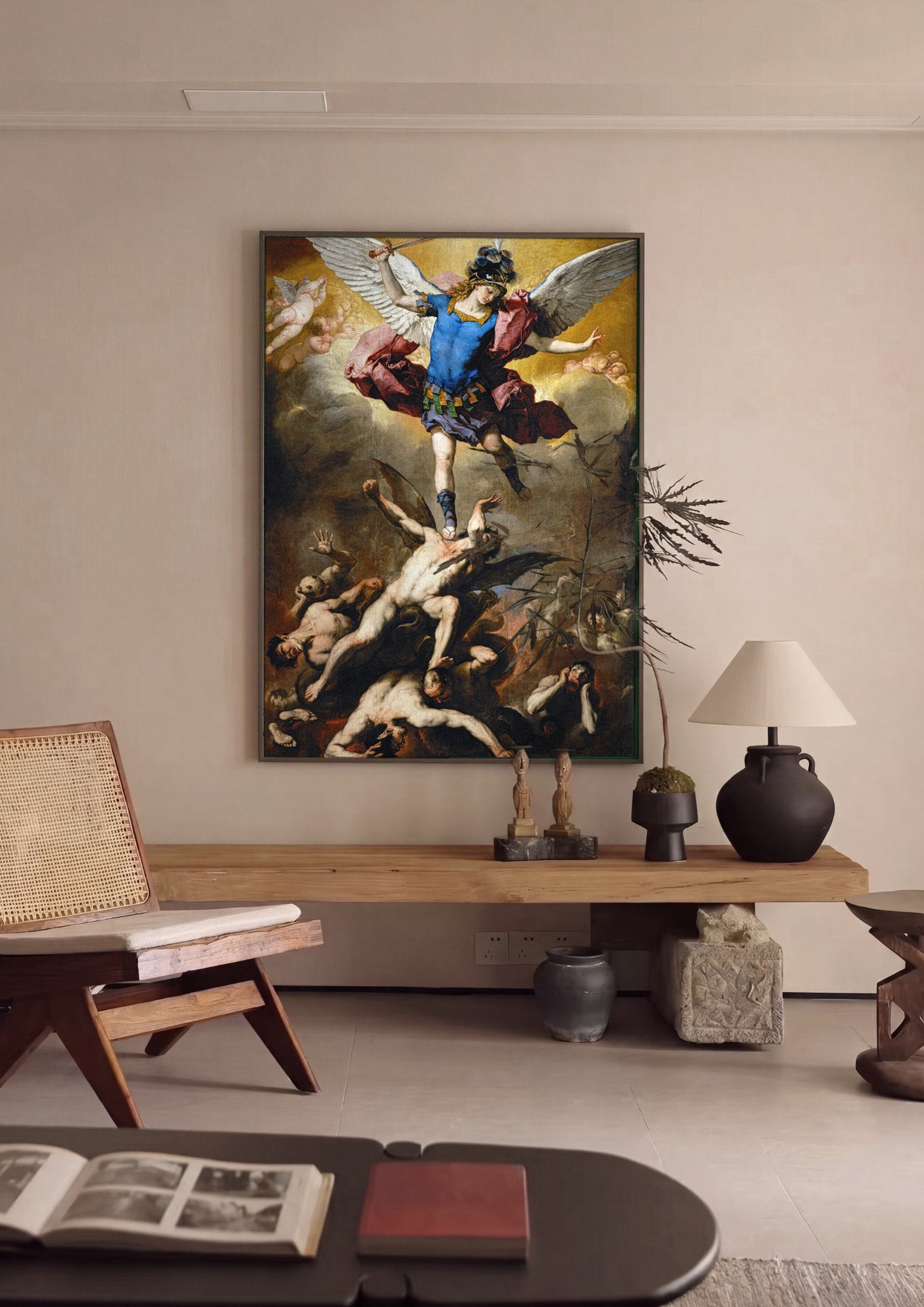 Quadro Decorativo Arcanjo Miguel Derrota Anjos Rebeldes - Luca Giordano em ambiente decorado