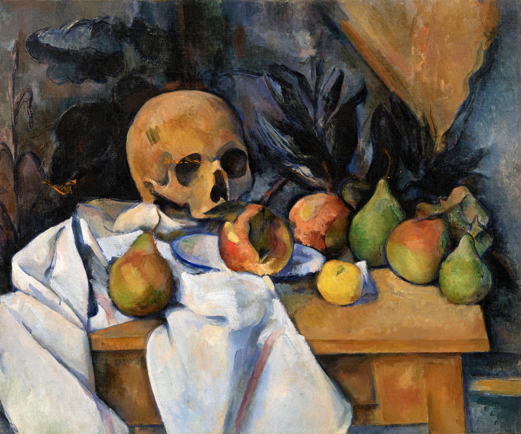 Quadro decorativo com natureza-morta de Paul Cézanne, apresentando um crânio humano, peras e maçãs sobre um tecido branco e uma mesa de madeira.