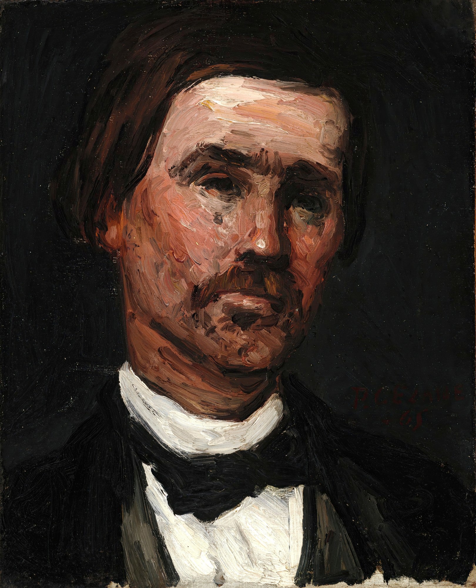 Retrato do artista Paul Cézanne, com pinceladas marcantes e expressão séria, vestindo terno escuro e camisa branca. O fundo é predominantemente escuro.