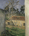 Pintura a óleo de Paul Cézanne, 'A Casa e a Árvore', exibindo uma casa de telhado vermelho e paredes amareladas em uma colina gramada, com uma árvore sem folhas em primeiro plano e outras árvores verdes ao fundo, em tons terrosos e céu cinzento.