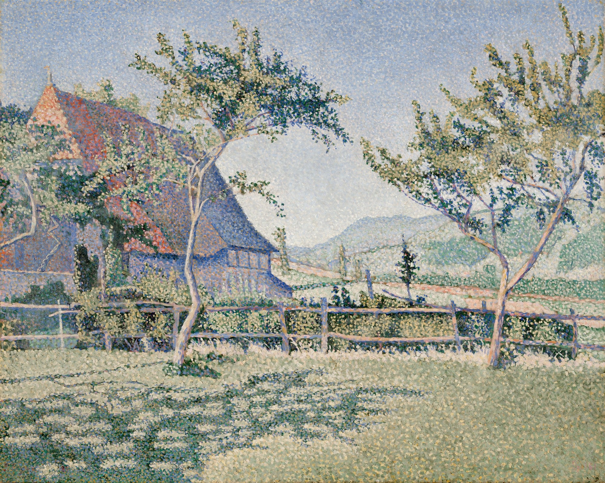 Quadro decorativo paisagem rural estilo pontilhista, com casa rústica, cerca de madeira e árvores frondosas sob um céu azul claro, atribuído a Paul Signac.