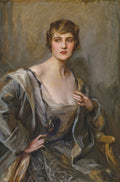 Retrato de uma mulher jovem, de cabelos curtos e castanhos, com um olhar pensativo e sereno, vestindo um robe elegante em tons de cinza e creme, assinado por Philip Alexius de László.