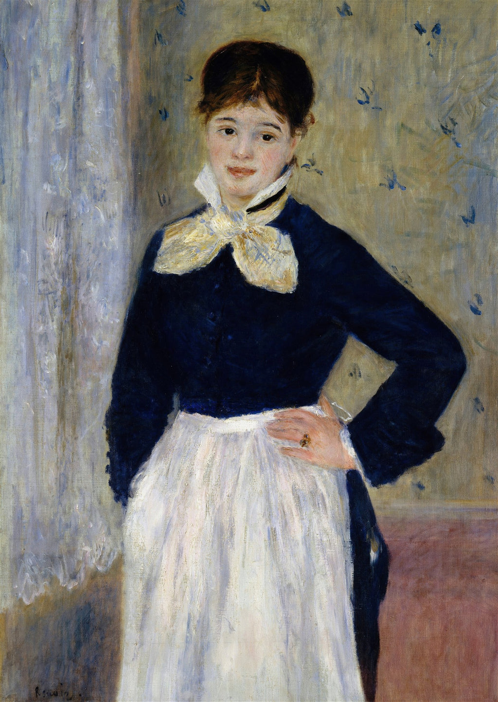 Retrato de uma mulher jovem, com blusa azul escura, saia branca e um laço amarelo no pescoço, de autoria atribuída a Pierre-Auguste Renoir, em estilo impressionista.
