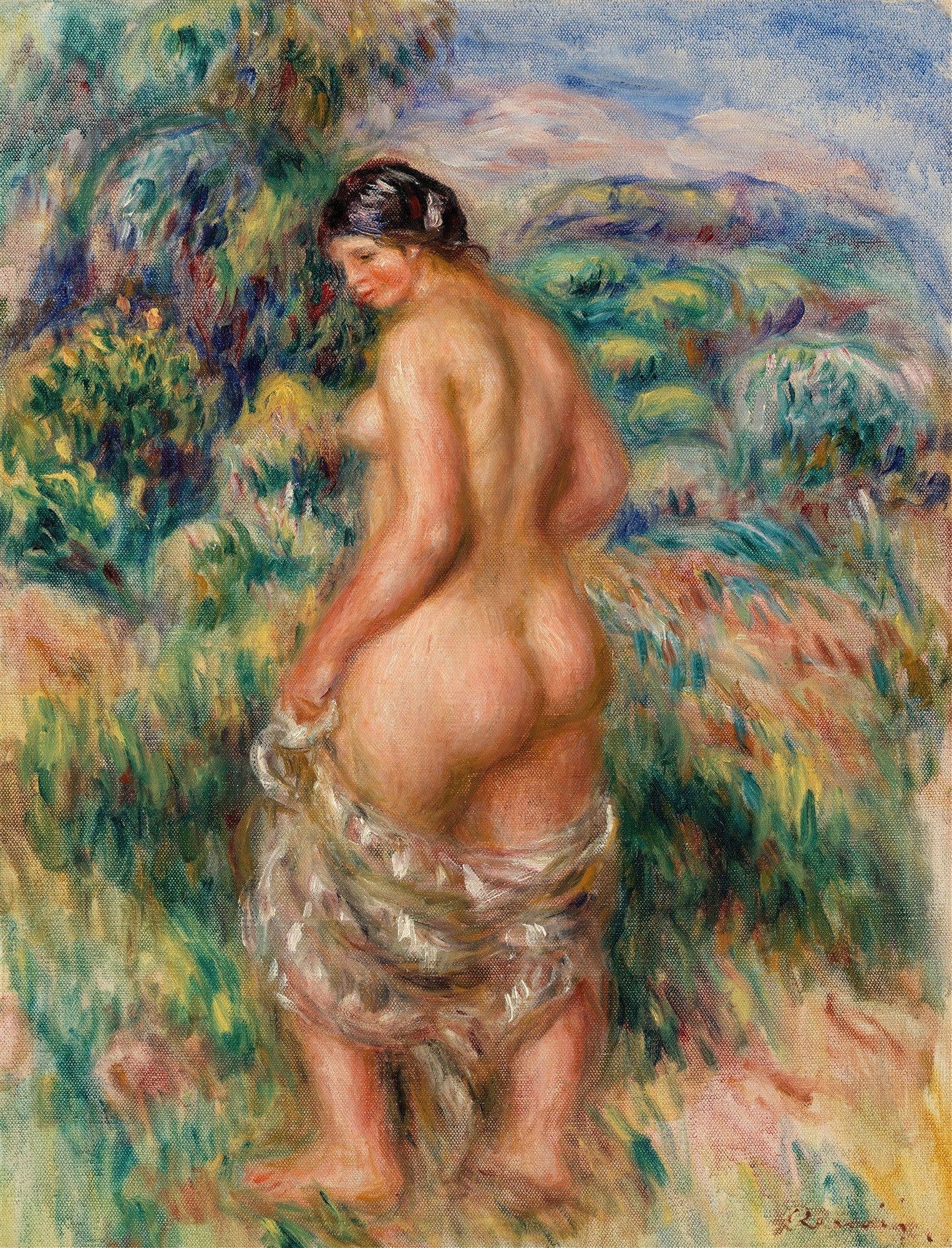 Quadro decorativo com pintura de uma mulher nua de costas, com um pano cobrindo parcialmente a parte inferior, em meio a uma paisagem com vegetação exuberante em tons de verde, azul e rosa. A luz incide sobre a pele da figura e a vegetação. Assinatura de Renoir no canto inferior direito.