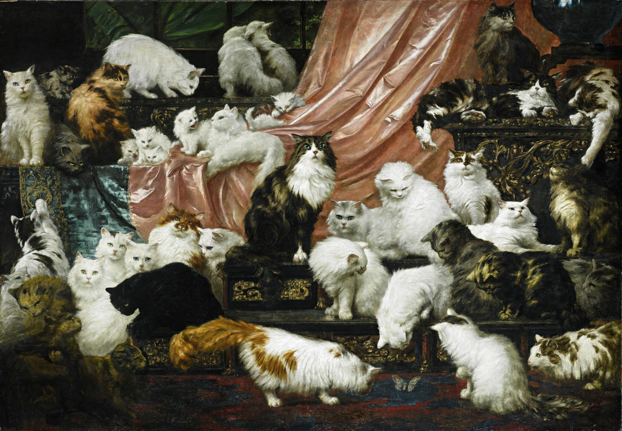 Pintura a óleo de dezenas de gatos de diversas raças e cores em um ambiente opulento, com tecidos de seda e móveis ornamentados. Um gato preto e branco majestoso está em destaque no centro. Obra de Carl Kahler, 'My Wife's Lovers'.