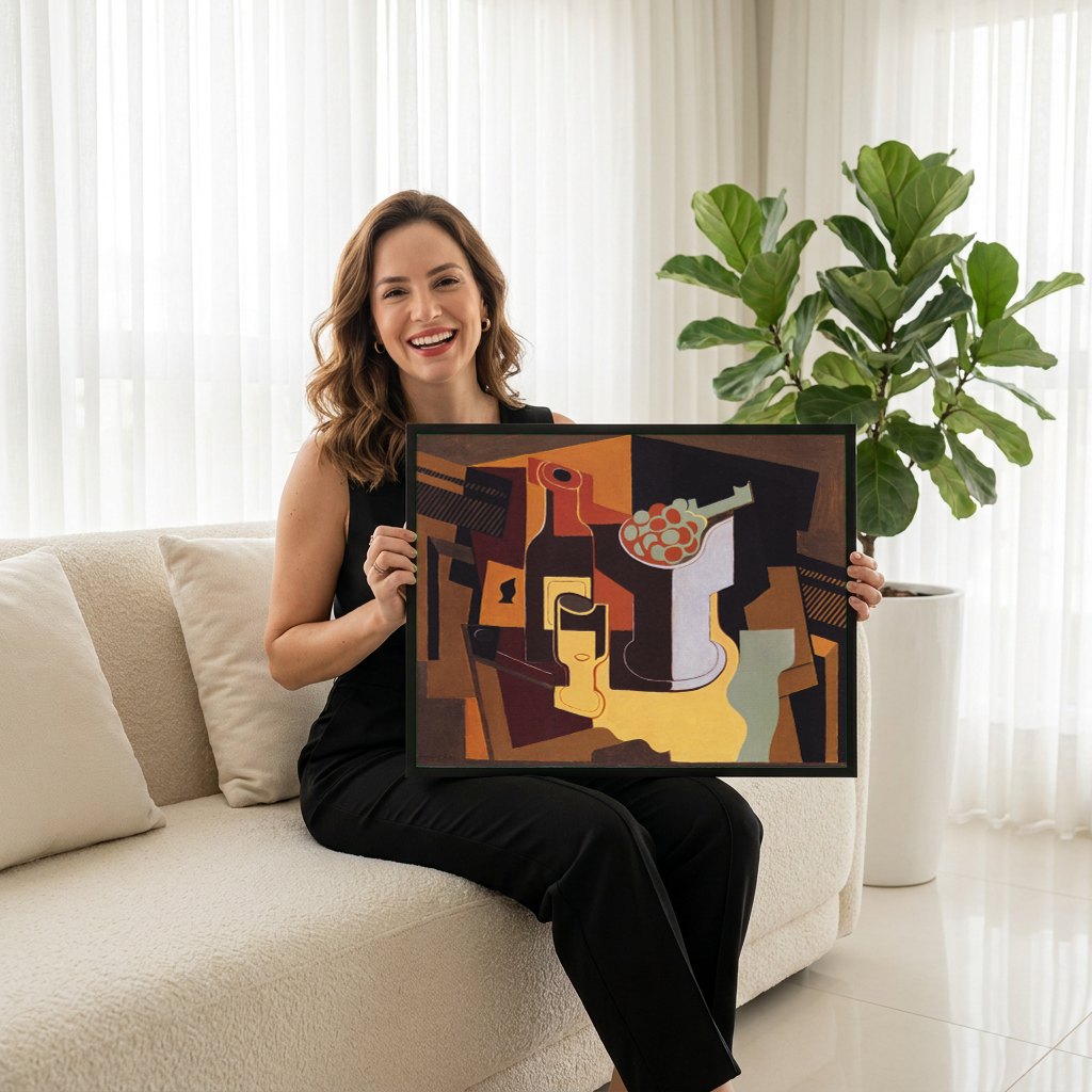 Quadro Decorativo Natureza Morta - Juan Gris | modelo apresentando o quadro emoldurado