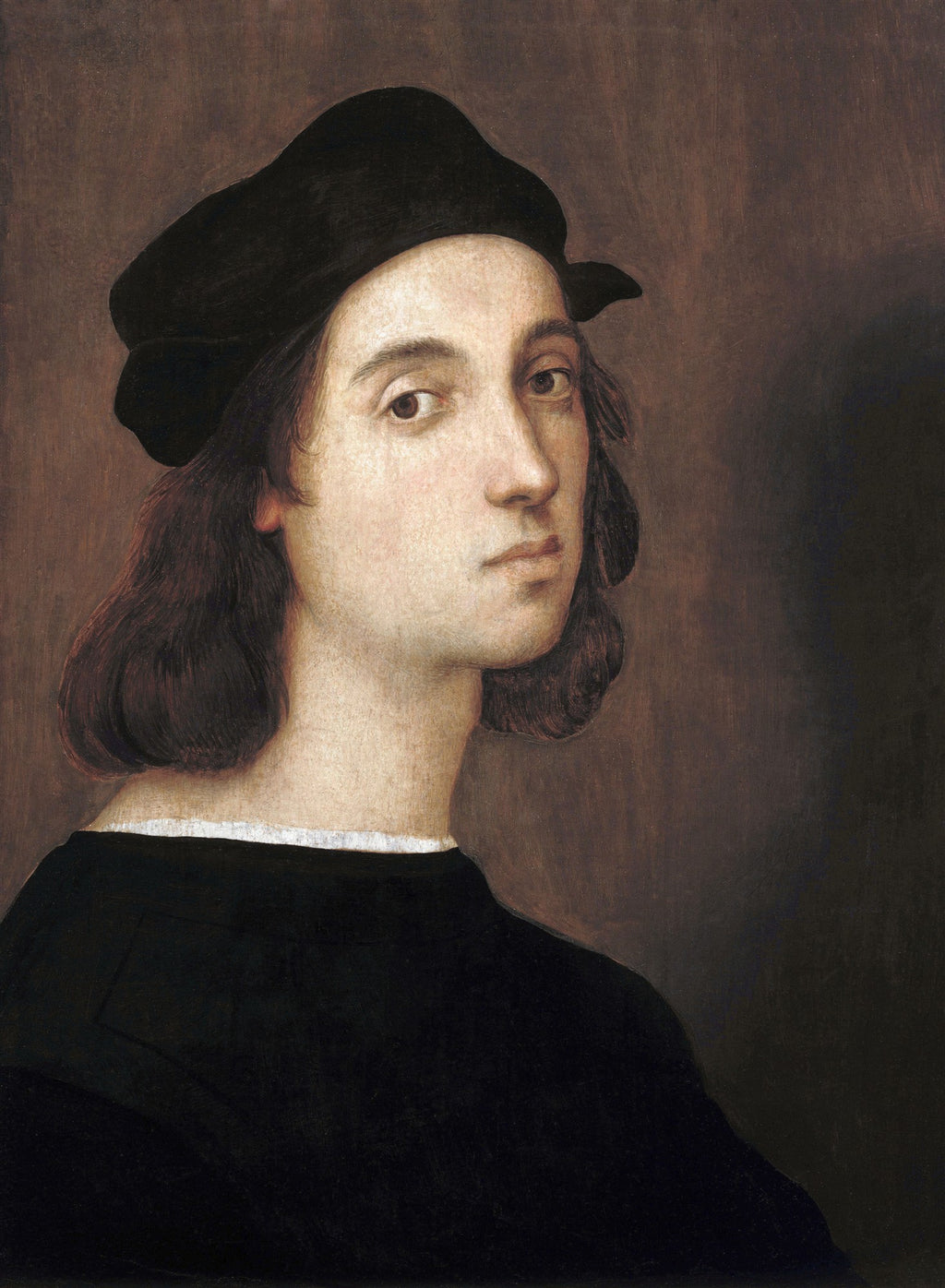 Retrato de um jovem de cabelos escuros e chapéu preto, com um olhar direto e pensativo, sobre um fundo marrom escuro, atribuído a Rafael.