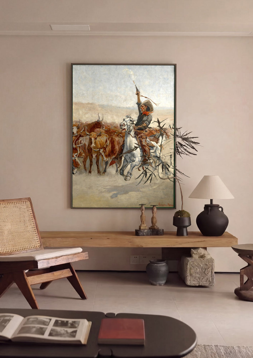 Quadro Decorativo A Stampede - Frederic Remington em ambiente decorado