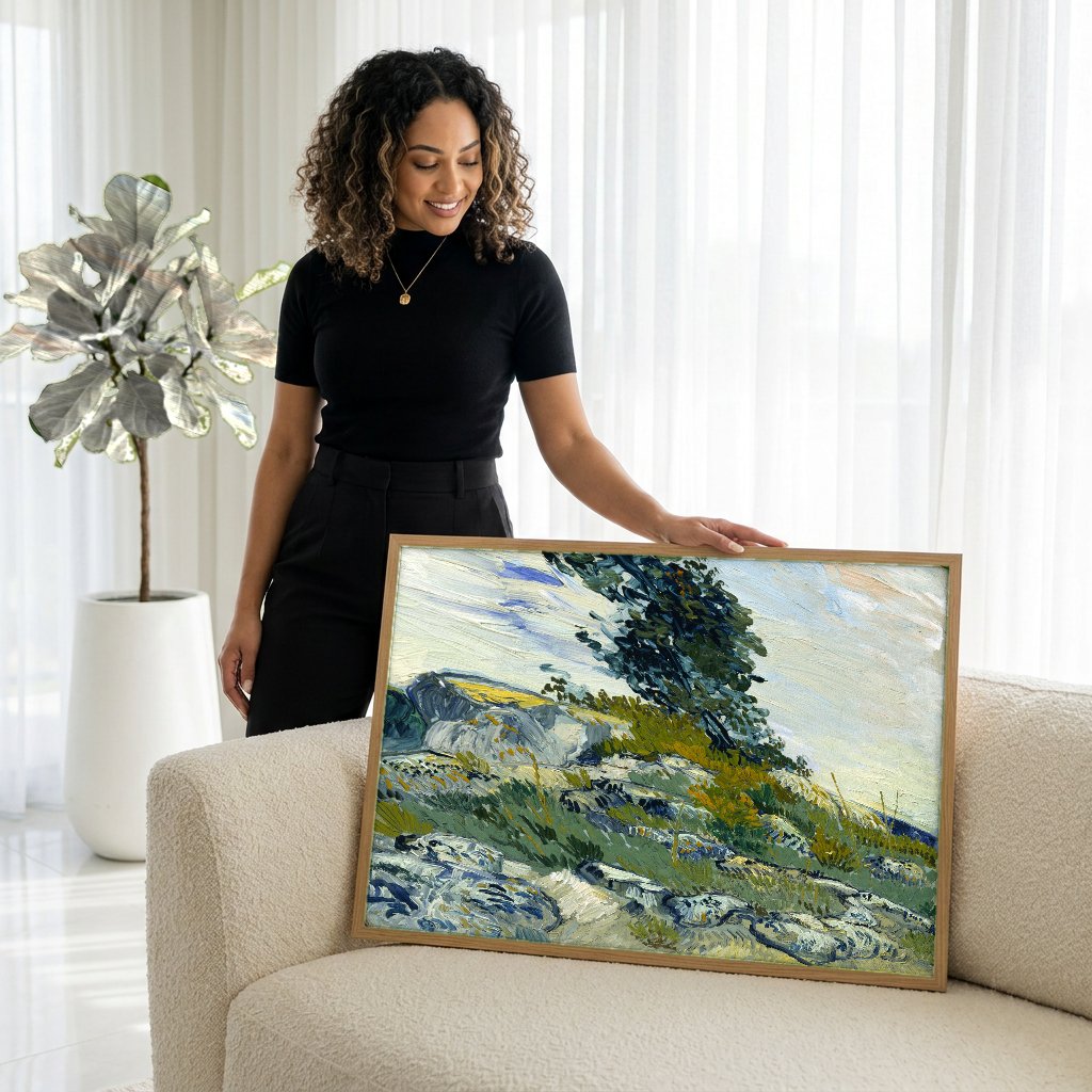 Quadro Decorativo A Montanha de Saint-Rémy - Van Gogh com modelo em ambiente
