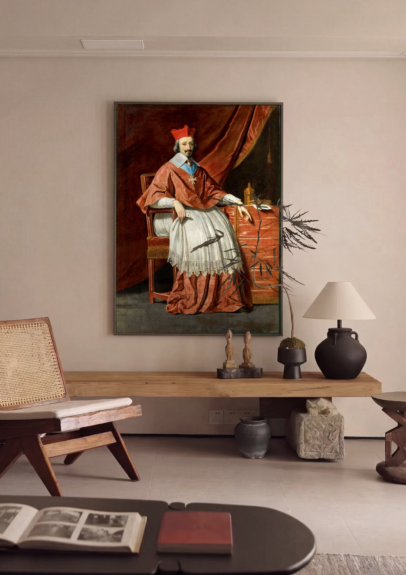 Quadro Decorativo Retrato do Cardeal Richelieu - Philippe de Champaigne em ambiente decorado