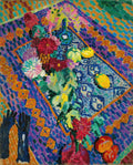 Quadro vibrante de Robert Delaunay, Natureza-Morta com Flores, em estilo Pós-Impressionista, com toalha azul, flores vermelhas e brancas, e frutas amarelas.