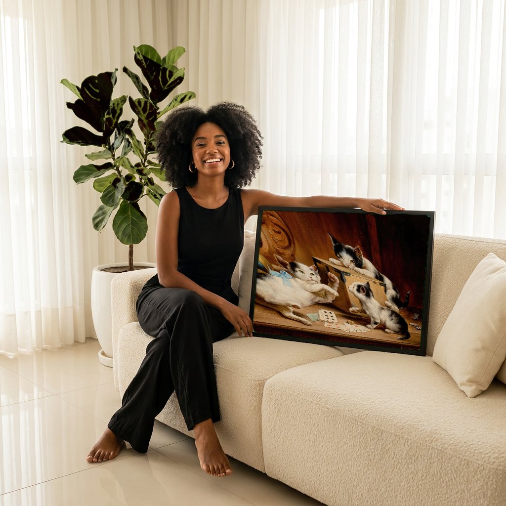 Quadro Decorativo Gatinhos Brincalhões - Carl Reichert com modelo em ambiente