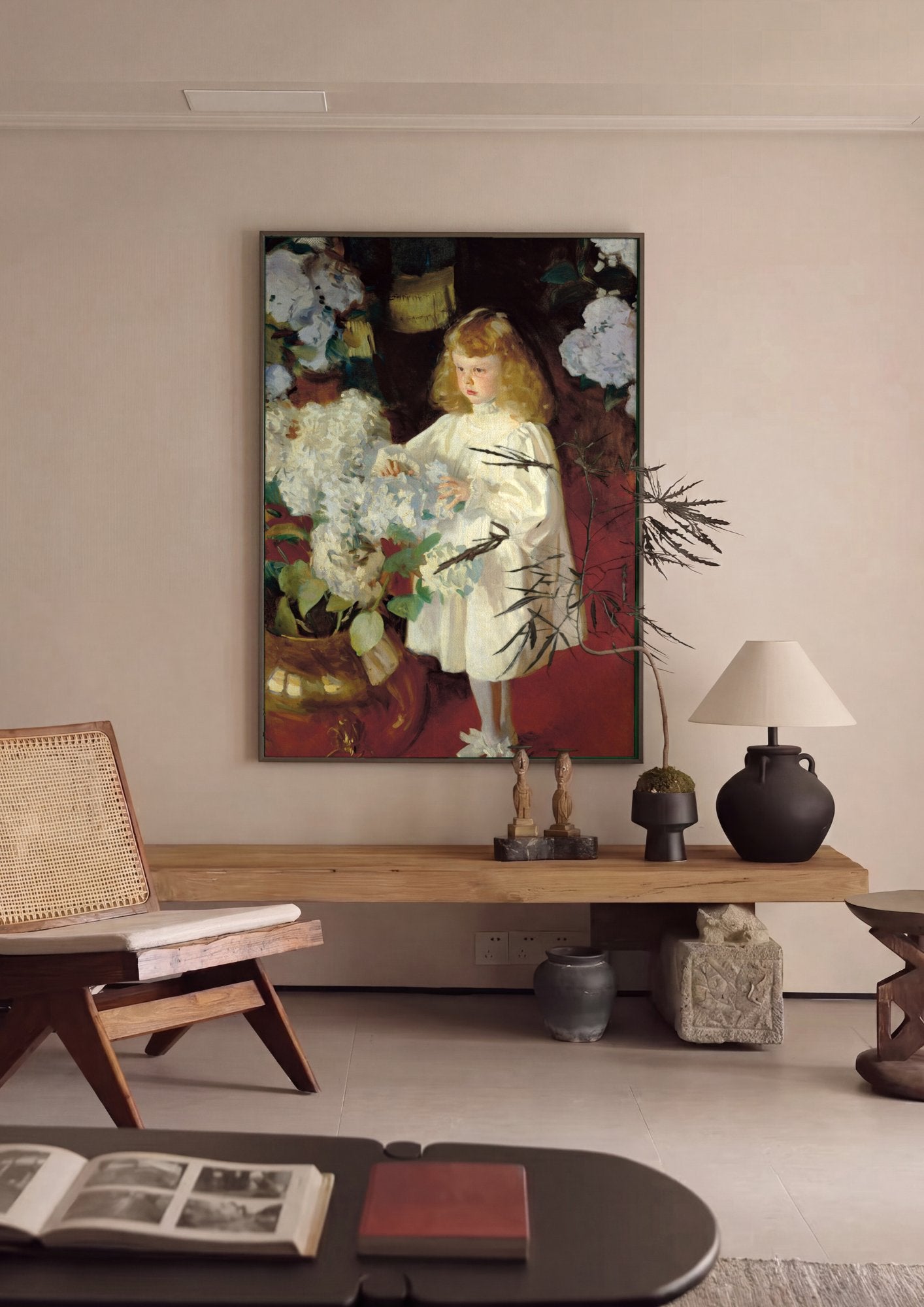 Quadro Decorativo Criança e Hortênsias - John Singer Sargent em ambiente decorado