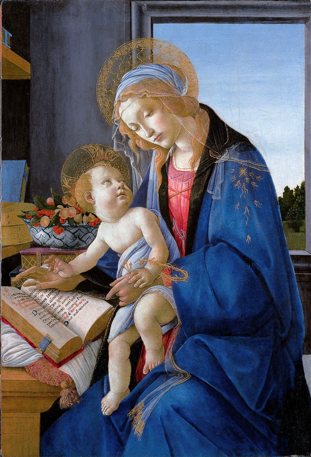 Quadro decorativo da pintura 'Madonna do Livro' de Sandro Botticelli, mostrando a Virgem Maria com o Menino Jesus, ambos com auréolas douradas, em um ambiente doméstico com um livro aberto.
