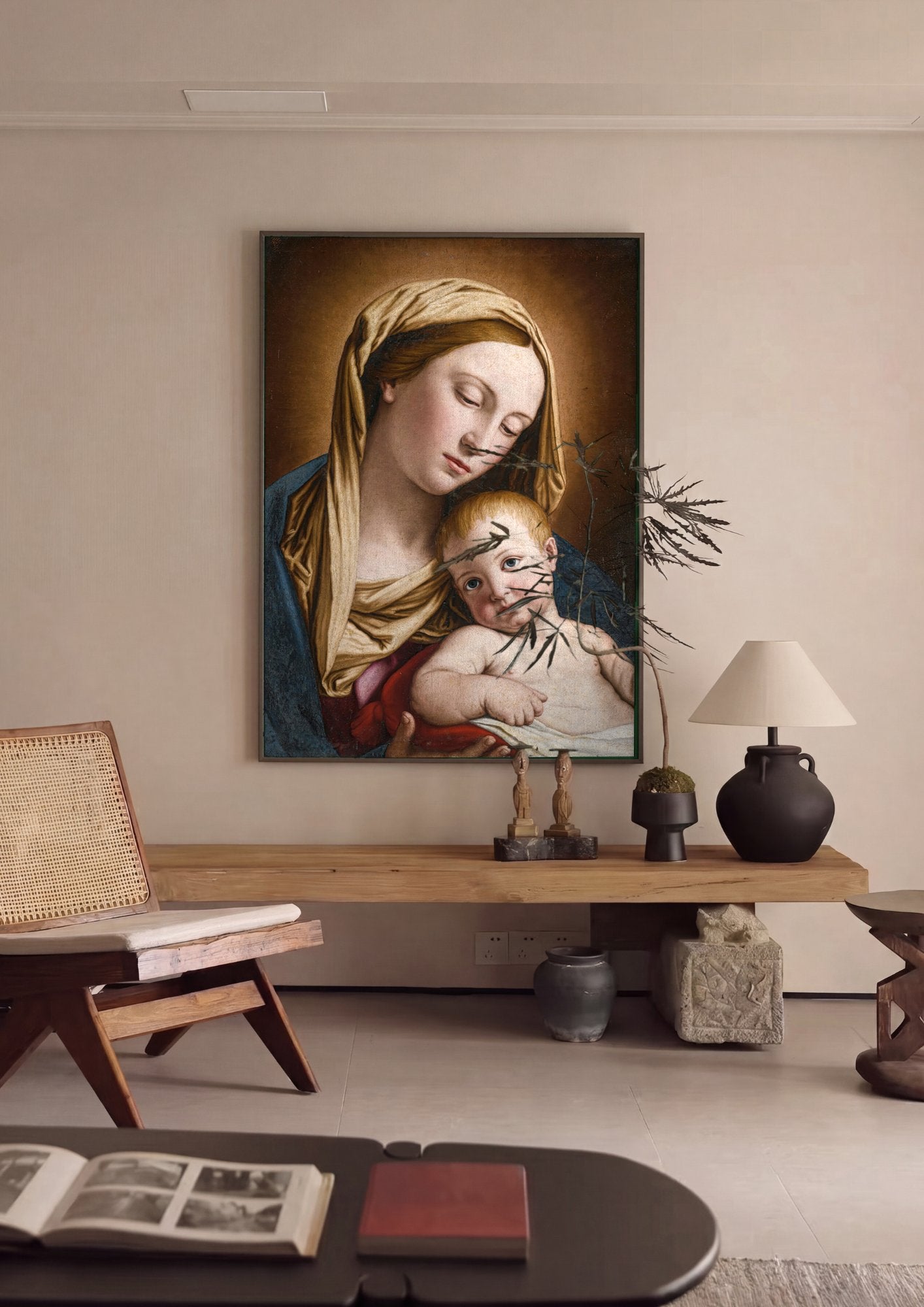 Quadro Decorativo Madonna e o Menino - Sassoferrato em ambiente decorado