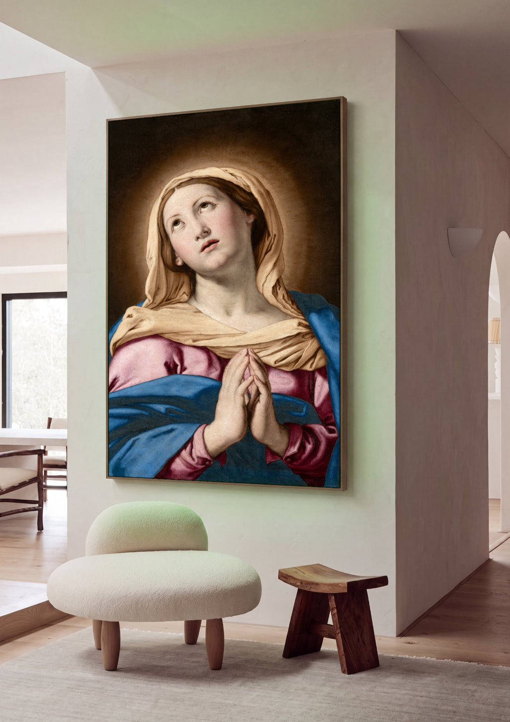 Quadro Decorativo A Virgem em Oração - Sassoferrato em ambiente decorado