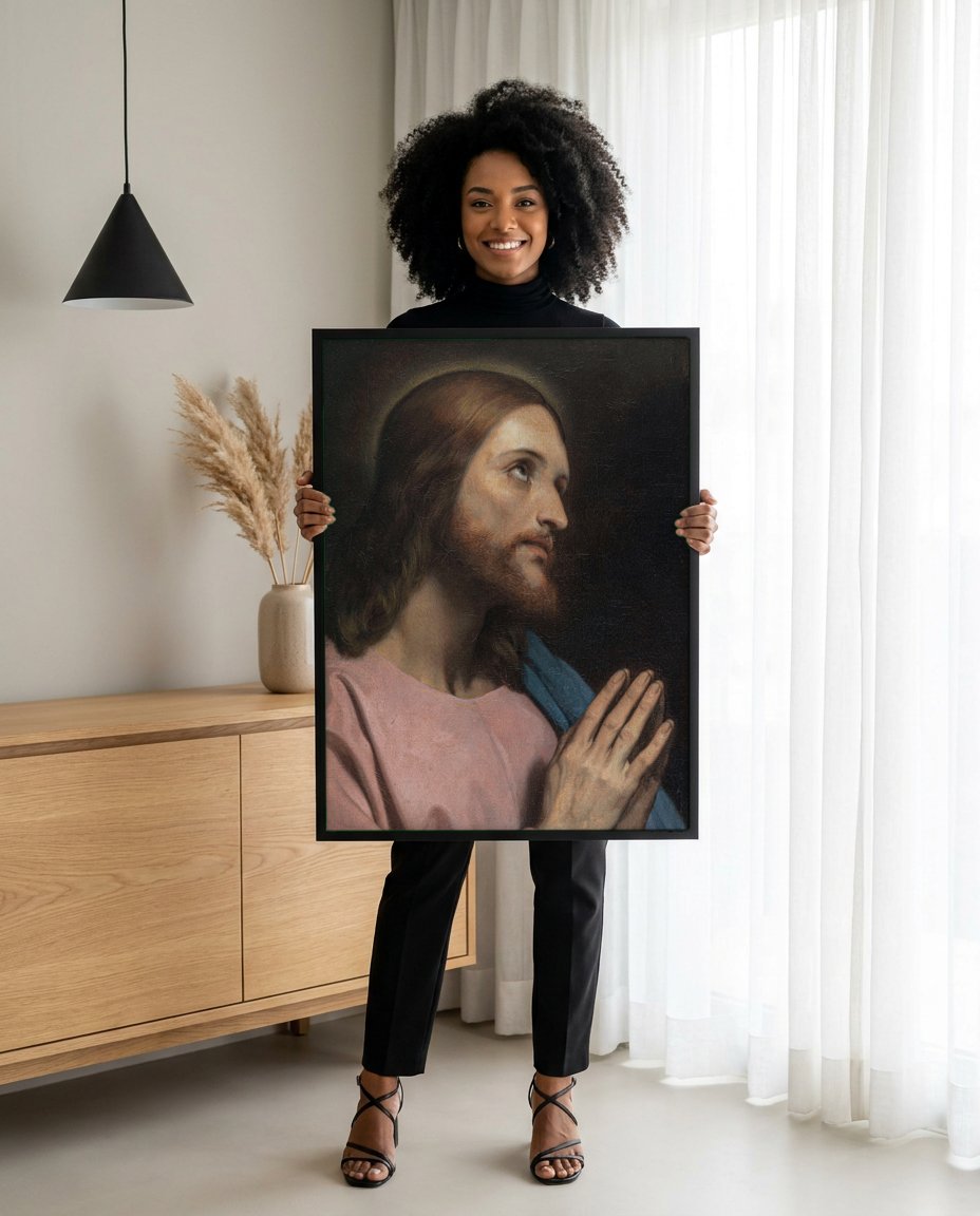 Quadro Decorativo Jesus em Oração - Ary Scheffer com modelo em ambiente