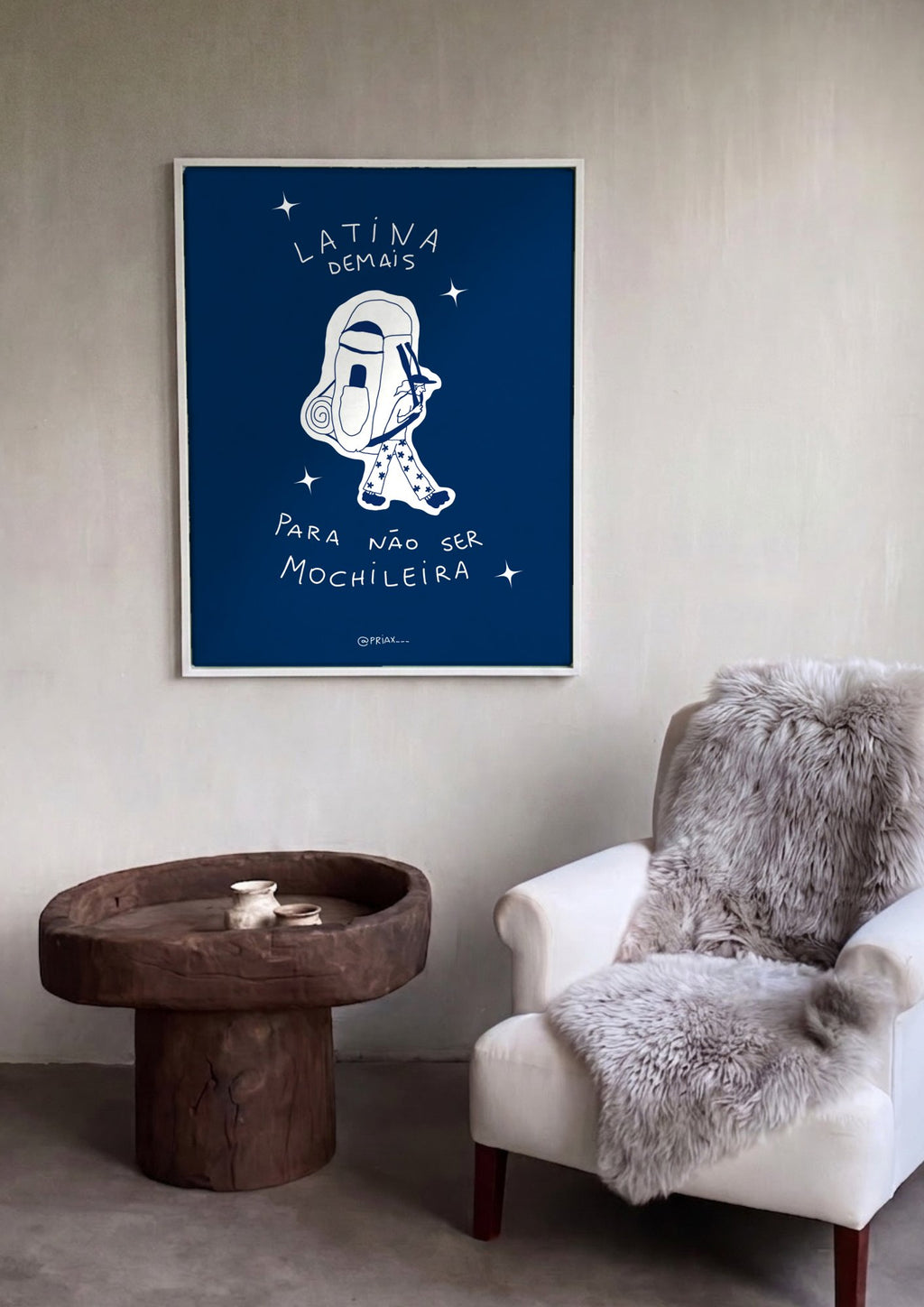 Quadro Decorativo 'Latina' - Marinho - Priscila Maciel em ambiente decorado