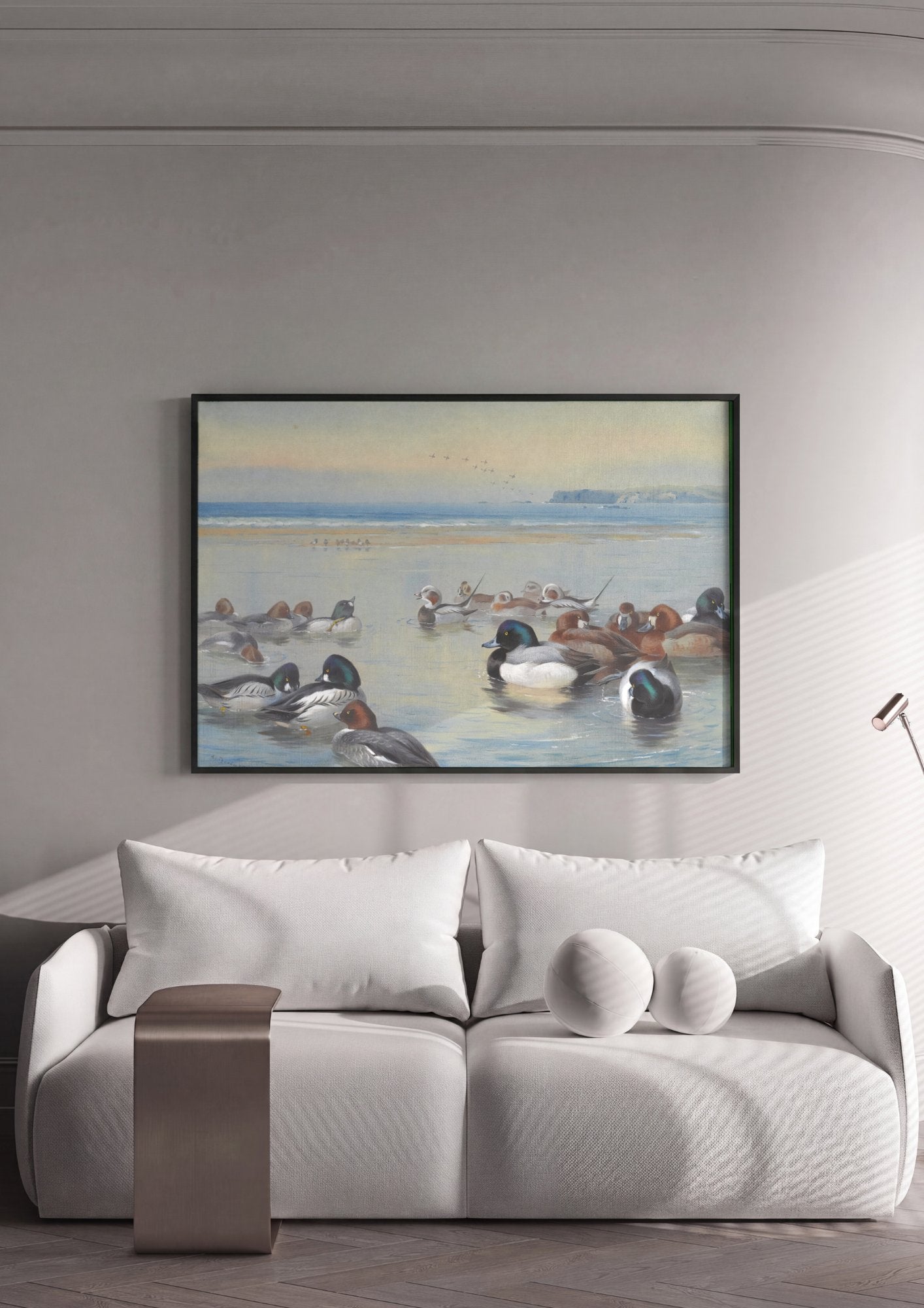Quadro Decorativo Aves Marinhas na Enseada - Thorburn em ambiente decorado