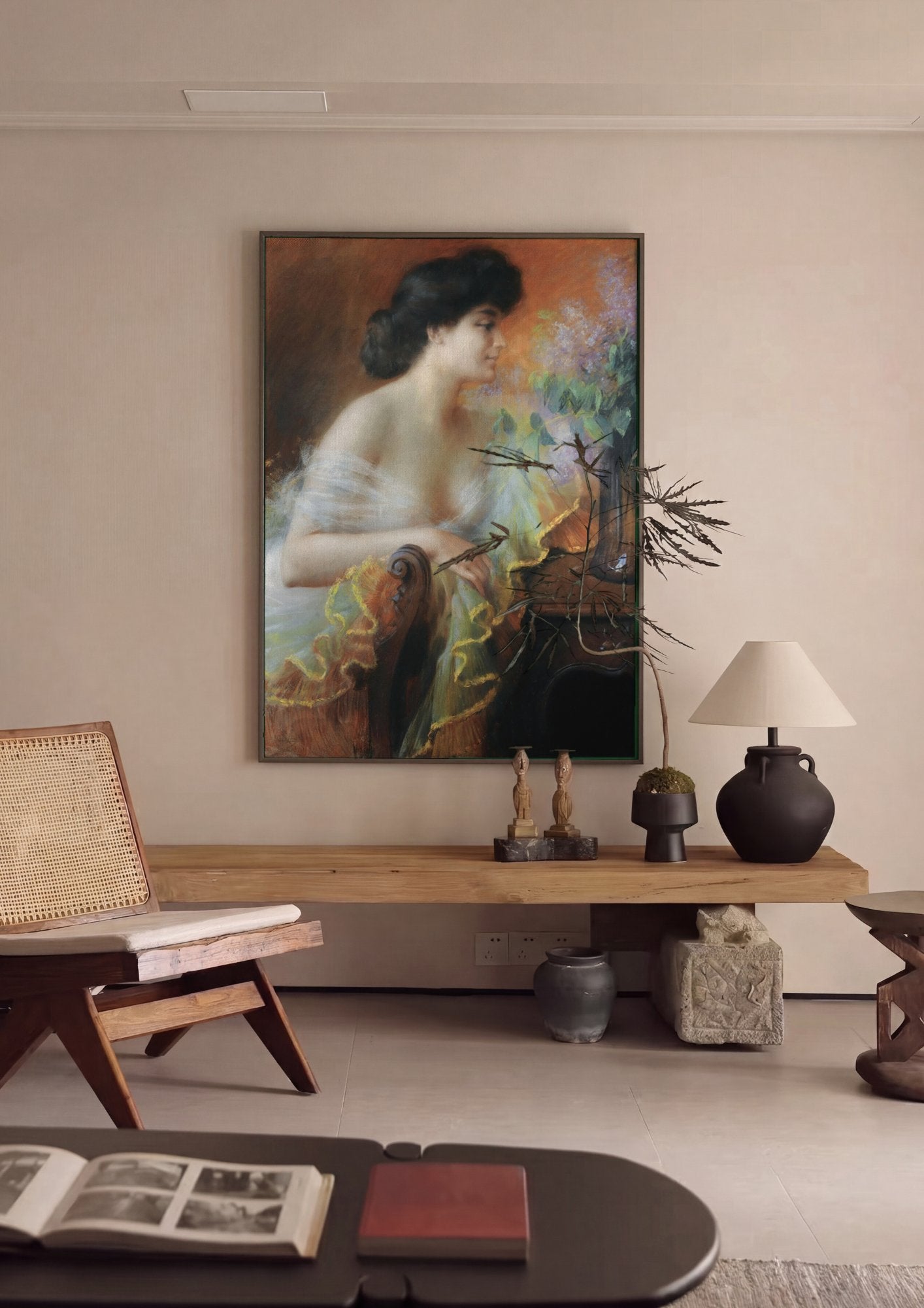 Quadro Decorativo A Mulher e os Lilases - Delphin Enjolras em ambiente decorado