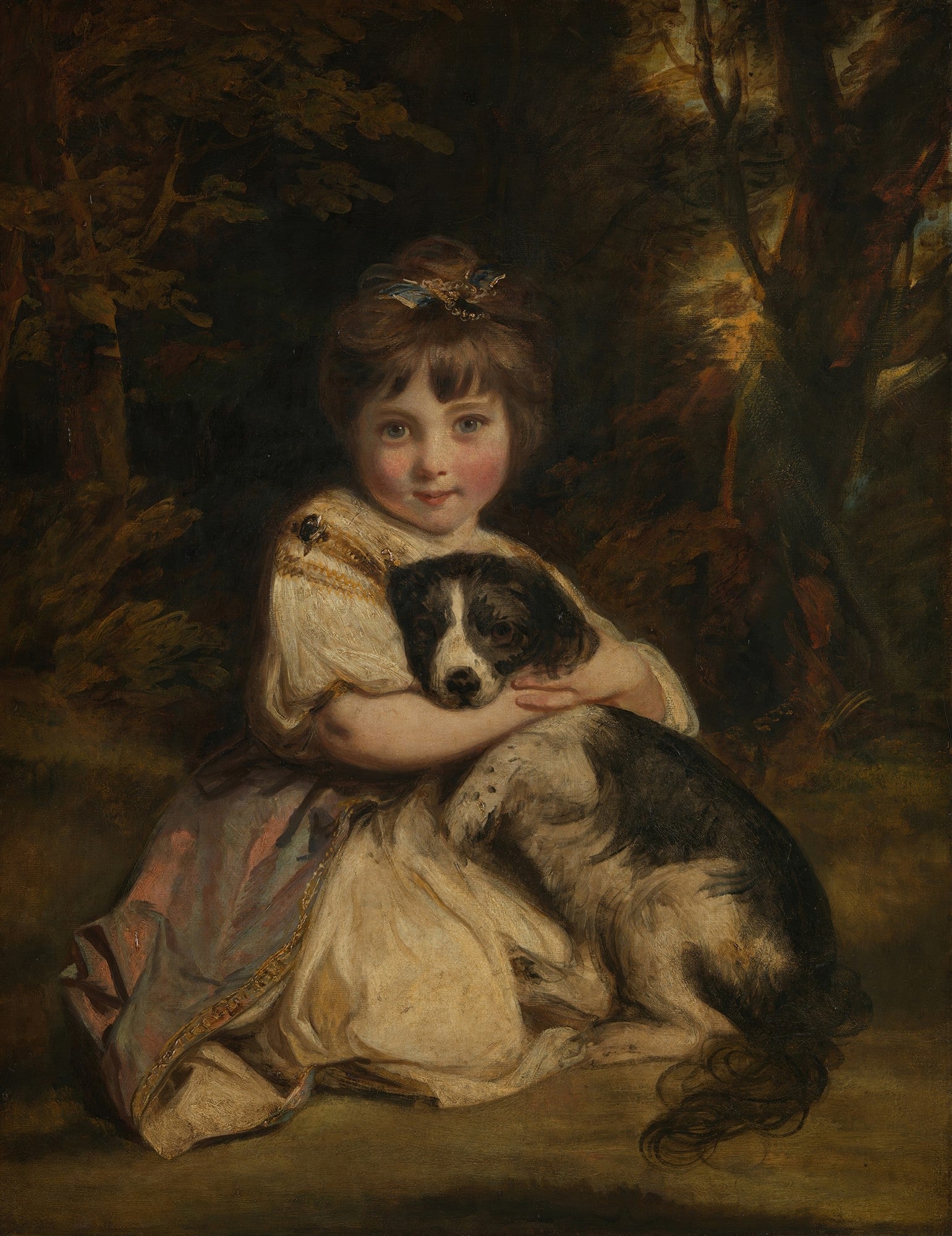 Retrato de uma menina com cabelos castanhos claros e olhos azuis abraçando um cão branco e preto, ambientado em uma paisagem florestal escura. A menina veste um vestido claro com detalhes dourados e um laço azul no cabelo. O estilo é clássico, com pinceladas visíveis e rica em detalhes.