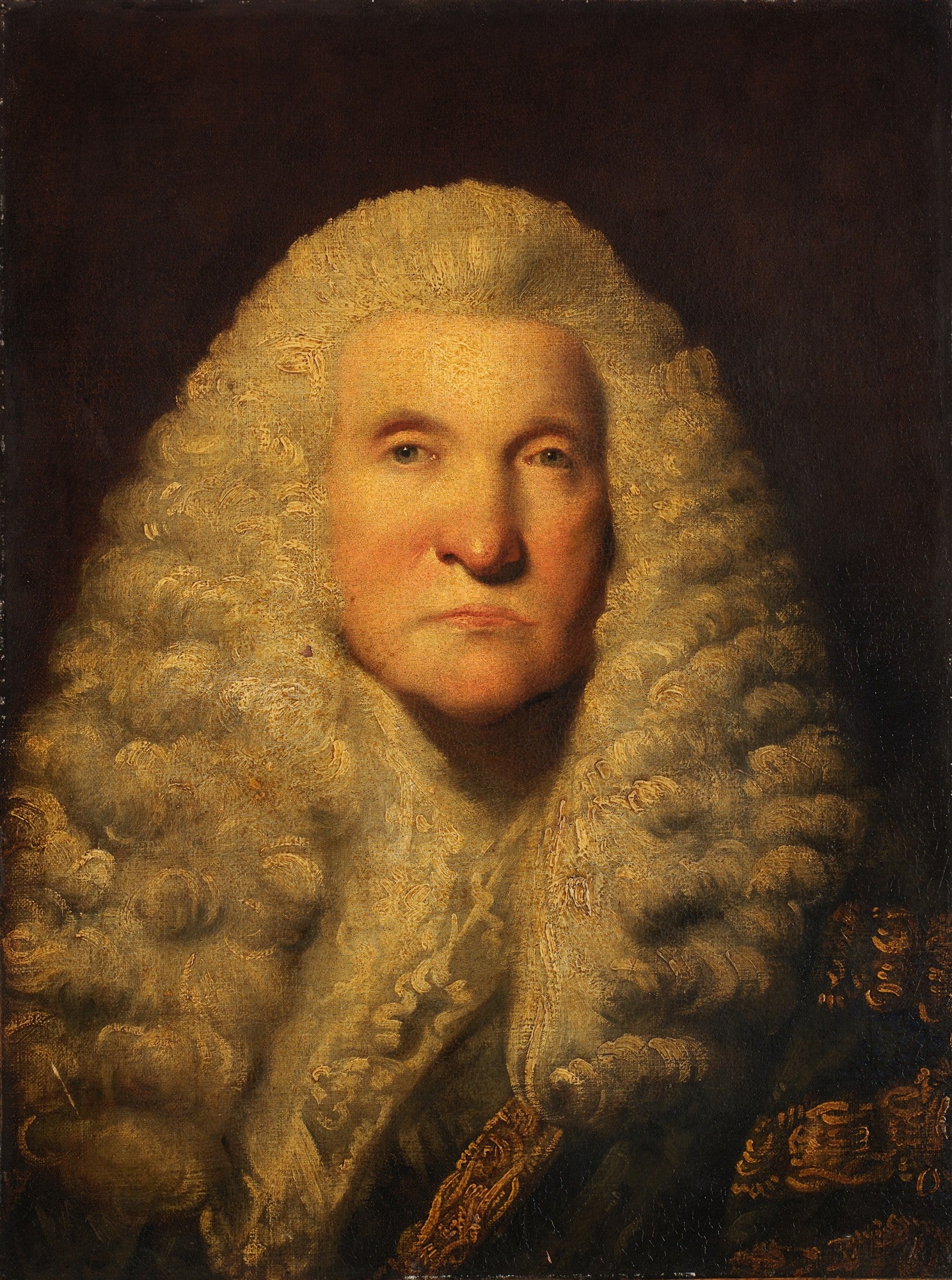Retrato formal de um homem de meia-idade com peruca branca volumosa e veste formal escura, atribuído a Sir Joshua Reynolds.