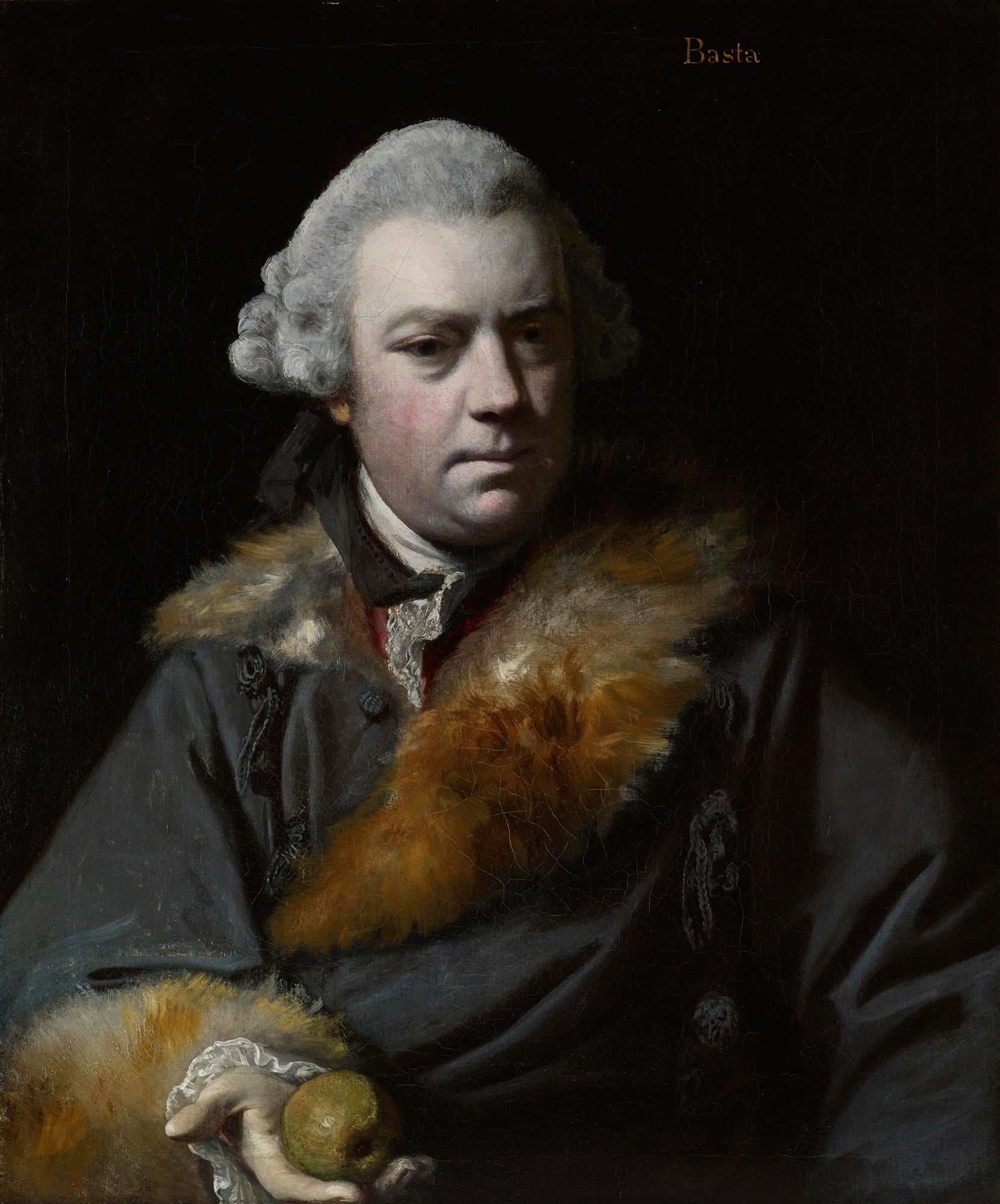 Retrato de Joseph Baretti, um homem de peruca branca, casaco escuro com gola de pele e segurando uma fruta, pintado por Sir Joshua Reynolds.