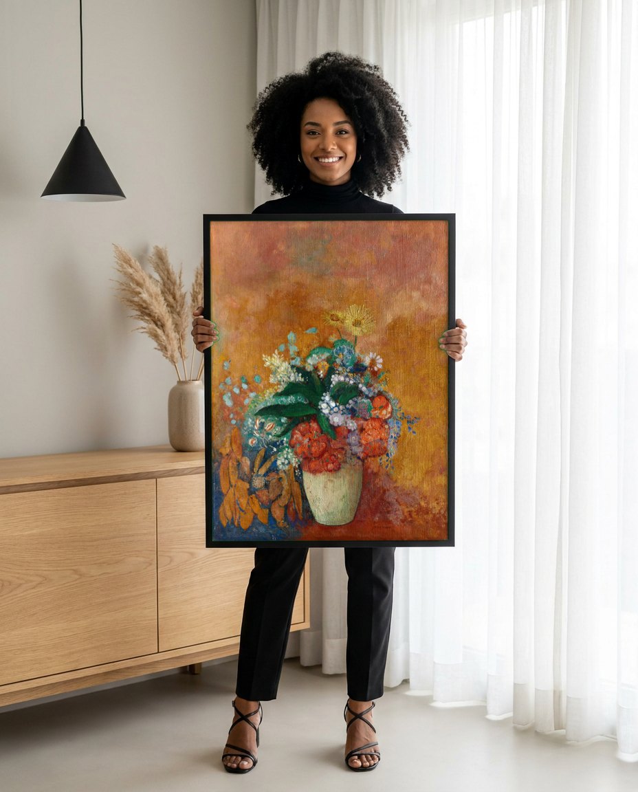 Quadro Decorativo Vaso de Flores (Bouquet) - Odilon Redon | modelo apresentando o quadro emoldurado