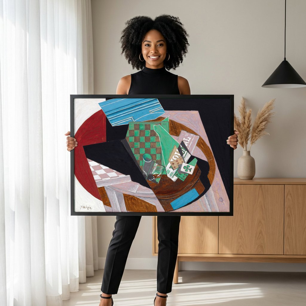 Quadro Decorativo Natureza Morta com Tabuleiro de Xadrez - Juan Gris com modelo em ambiente
