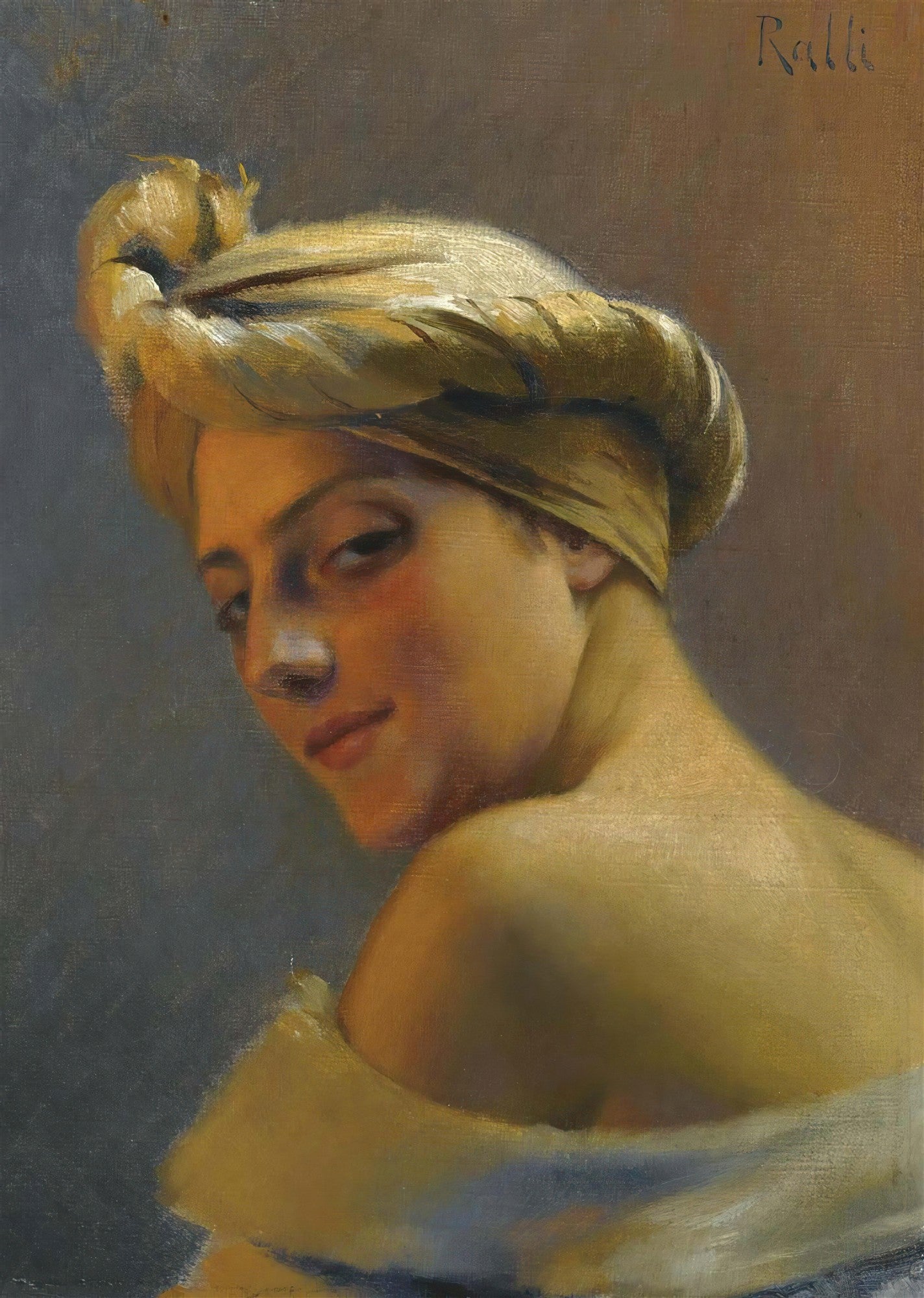 Retrato de uma jovem mulher oriental, com turbante dourado e ombro nu, olhando por cima do ombro com um sorriso enigmático, em tons terrosos e dourados.