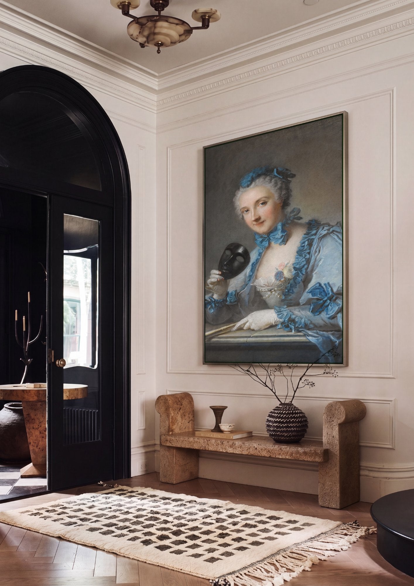 Quadro Decorativo Dama com Máscara - Nattier em ambiente decorado