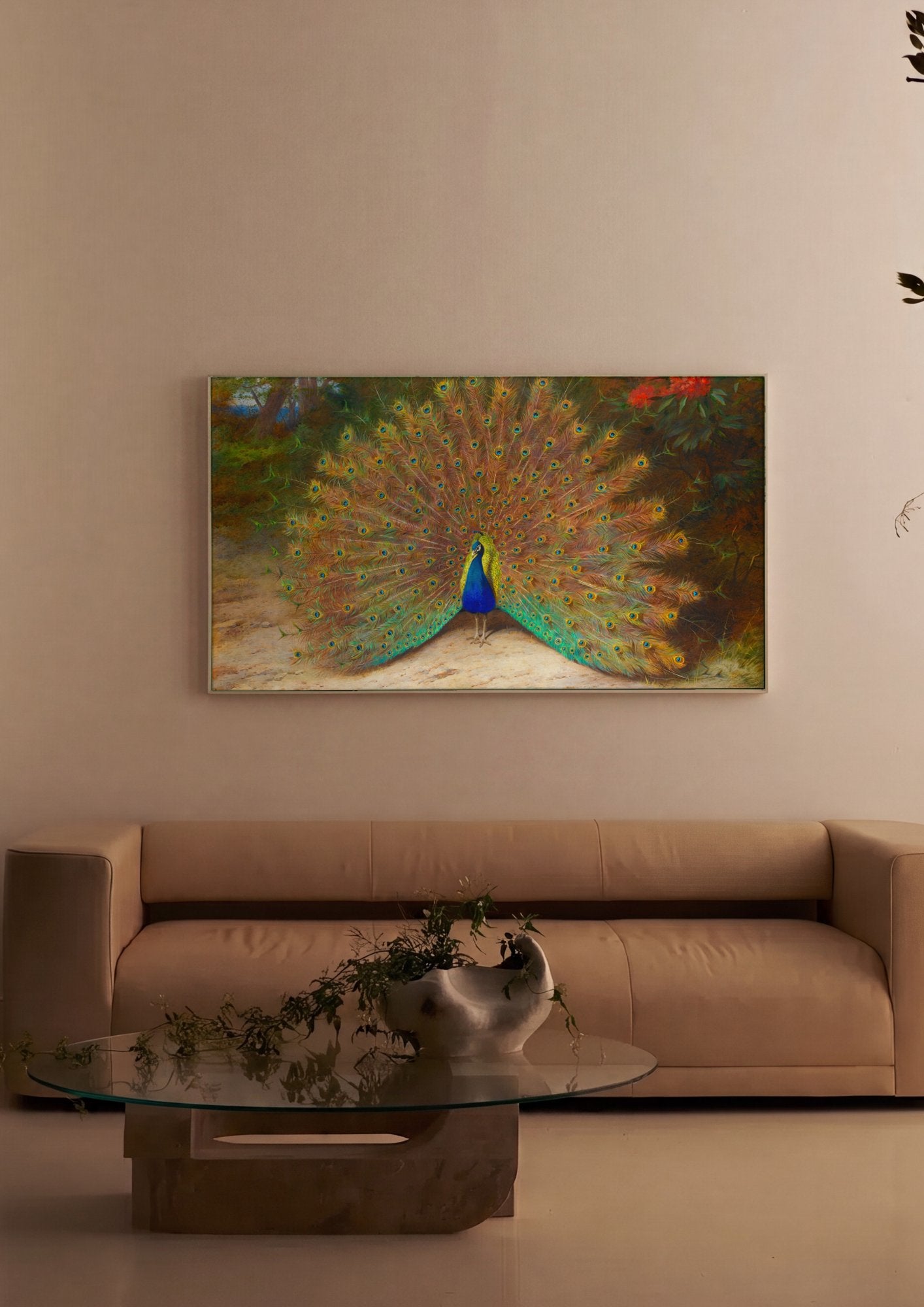 Quadro Decorativo Pavão Exibindo a Cauda - Archibald Thorburn em ambiente decorado