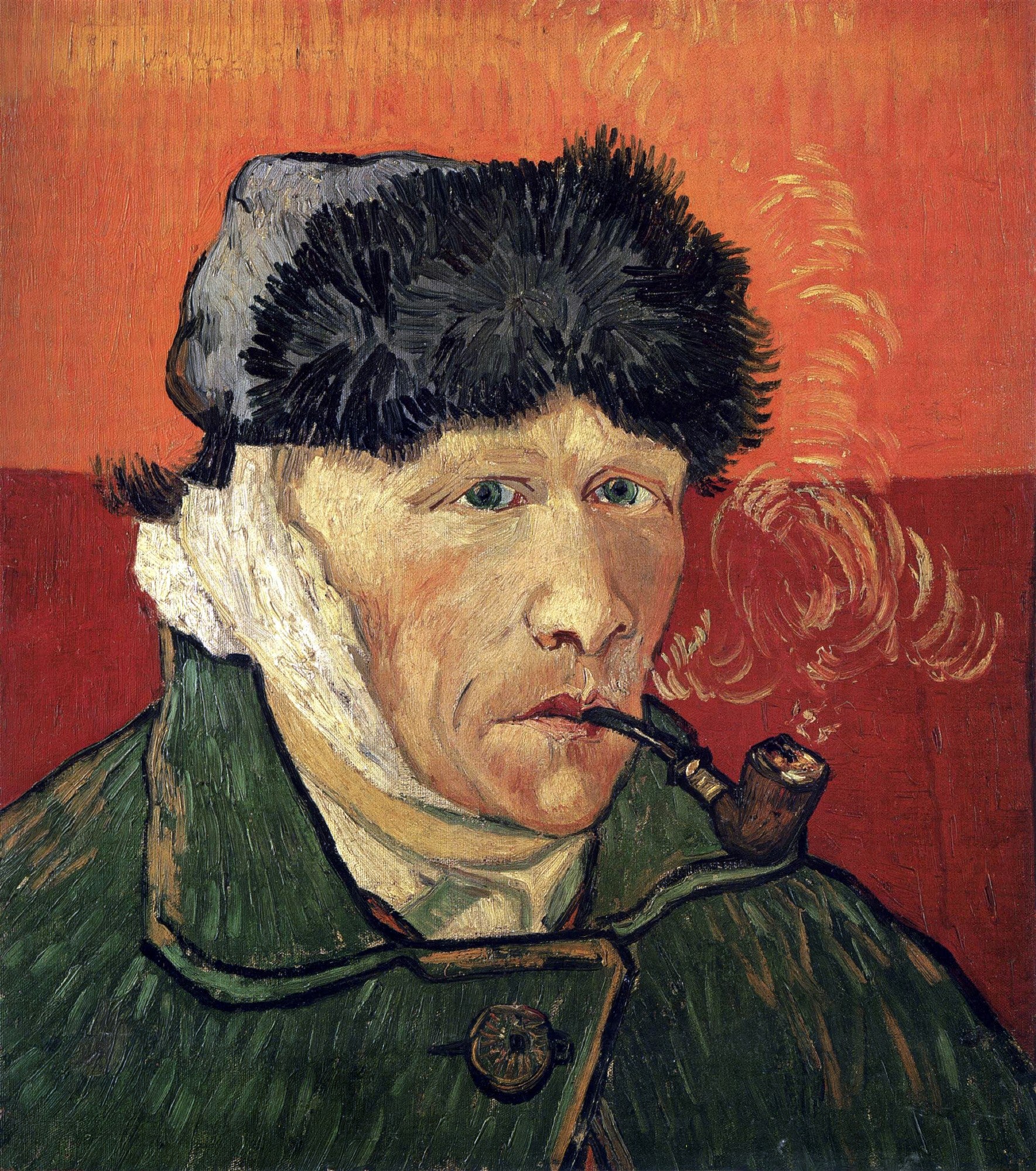 Autorretrato de Vincent van Gogh com a orelha enfaixada e cachimbo na boca, contra um fundo vermelho alaranjado. Ele veste um casaco verde e um chapéu cinza escuro.