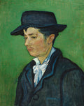 Retrato de um homem jovem com chapéu escuro e camisa branca, atribuído a Vincent van Gogh, com fundo verde vibrante